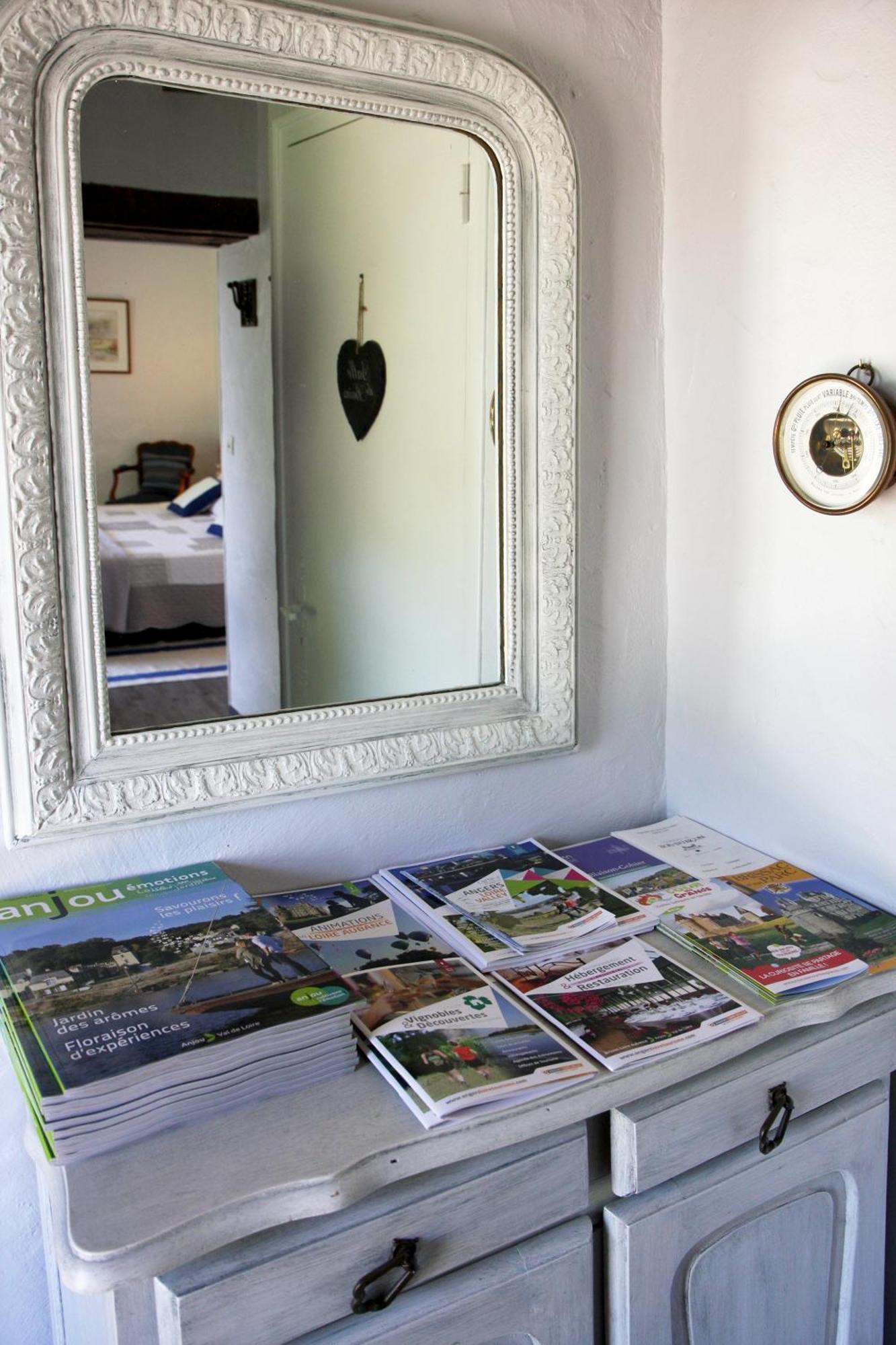 La Butte De Gohier Bed & Breakfast Blaison Exterior foto